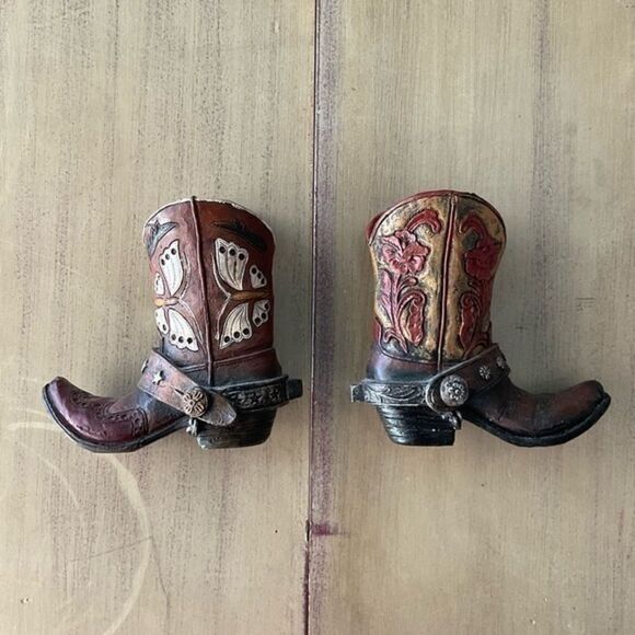Western Cowboy Boot Carved Decorative Shelf Home Decor - Picture 1 of 5